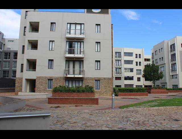 2 BEDROOM PROPERTY TO RENT IN BEDFORD GARDENS